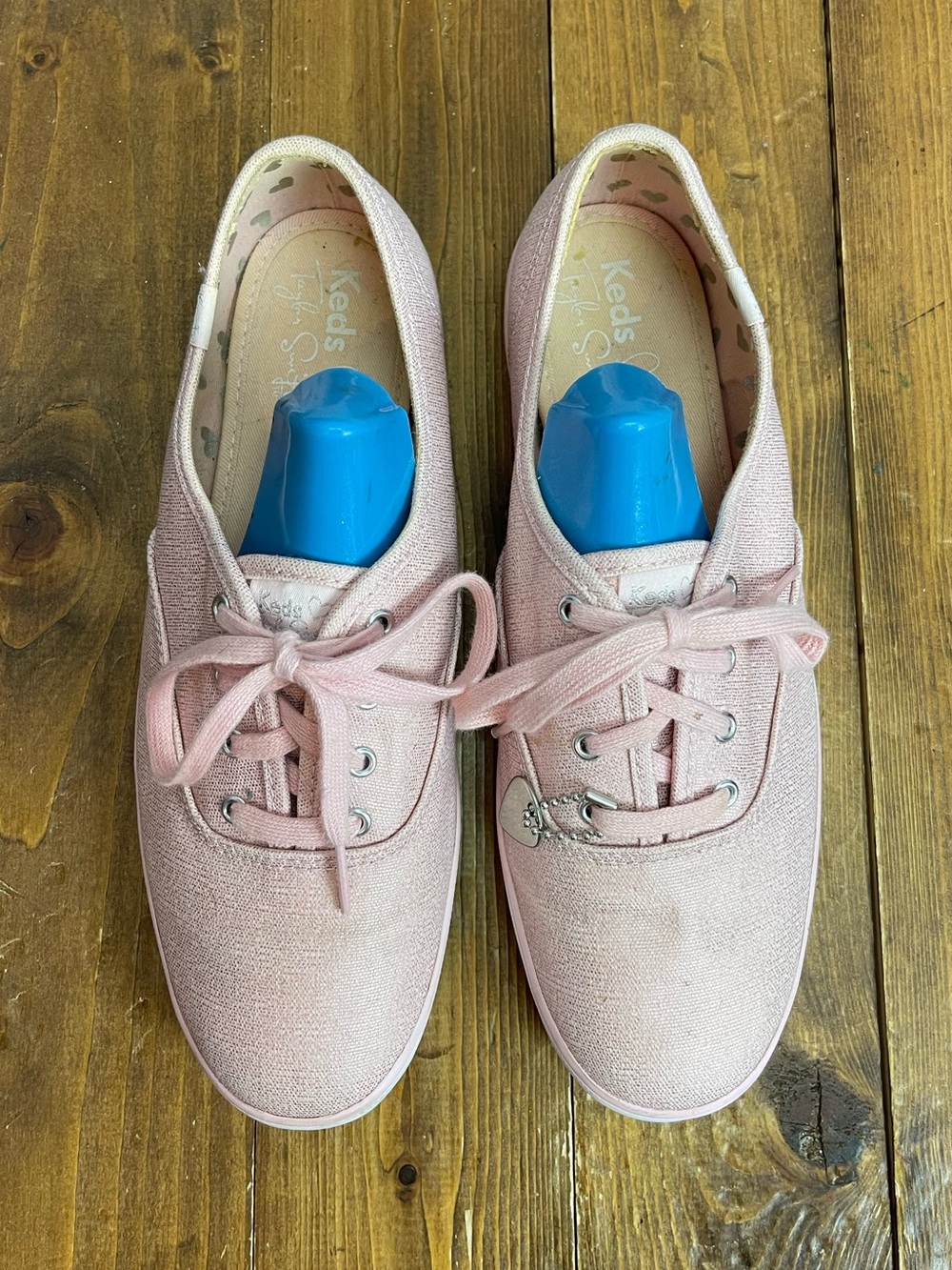 Keds x Taylor swift pink metallic sheen champion sneakers with guitar pick 8.5